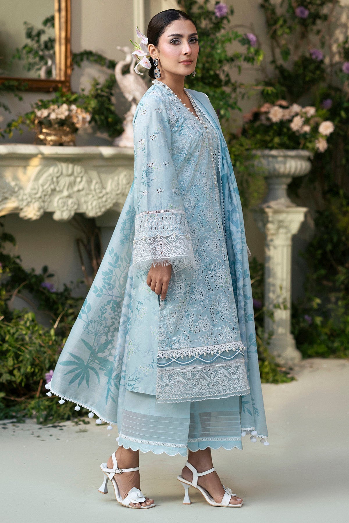Motifz | Premium Lawn 25 | 5425-LAVENDER - by - Libasekhas UK - Registered Vendor of : Motifz - 100% Original Designer Dresss