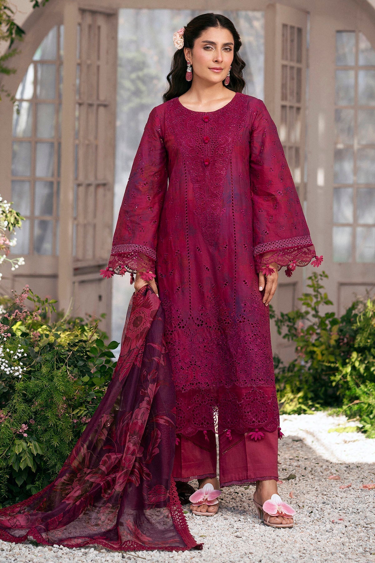 Motifz | Premium Lawn 25 | 5426-VALERIE - by - Libasekhas UK - Registered Vendor of : Motifz - 100% Original Designer Dresss