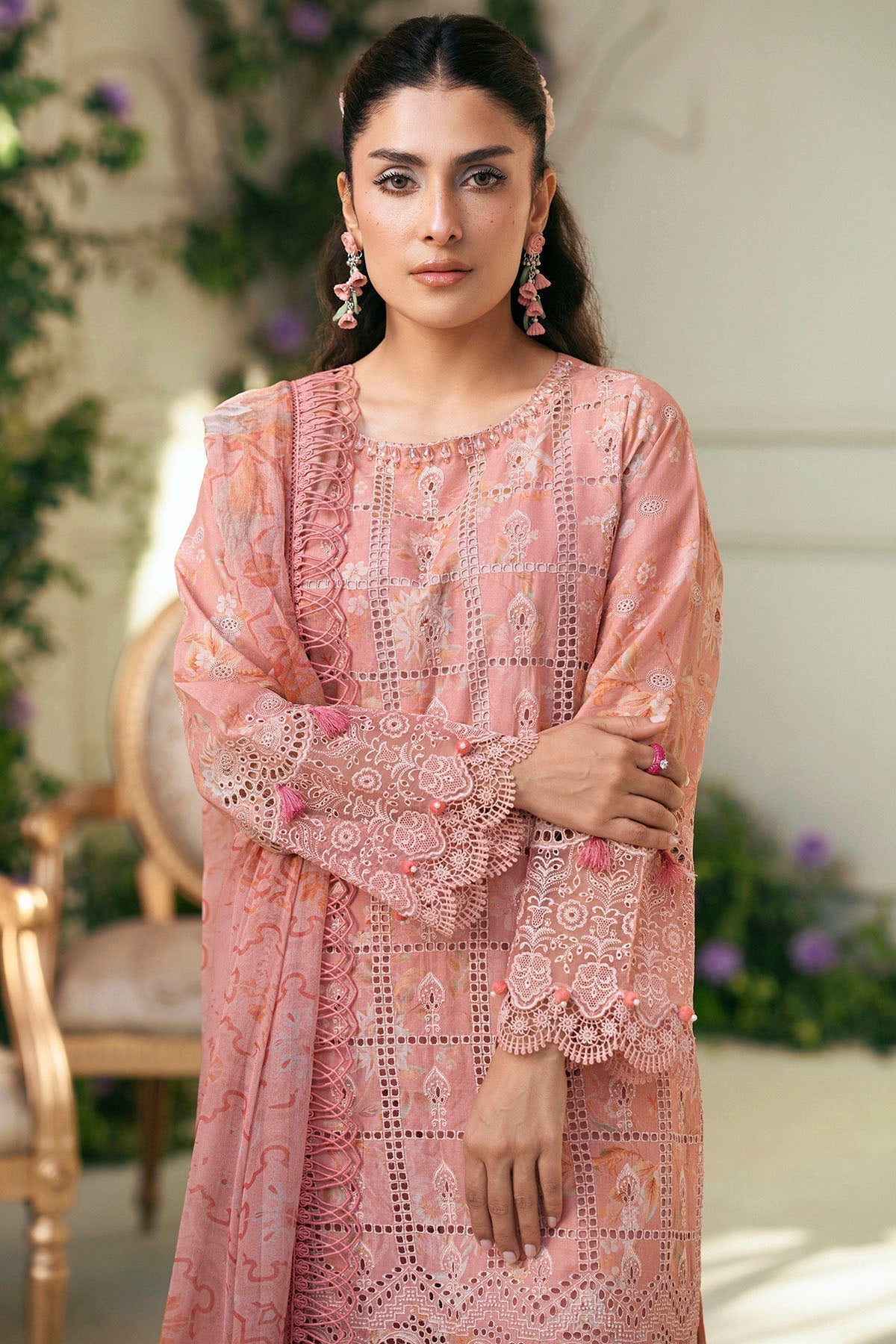 Motifz | Premium Lawn 25 | 5427-LOTUS - by - Libasekhas UK - Registered Vendor of : Motifz - 100% Original Designer Dresss