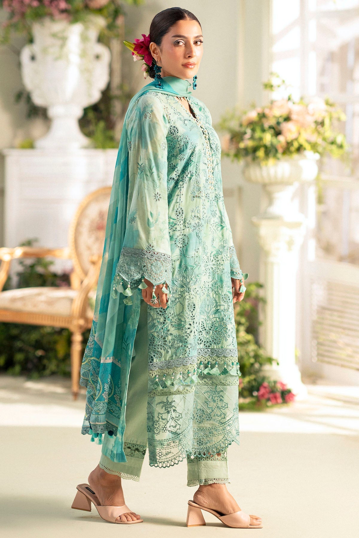 Motifz | Premium Lawn 25 | 5430-IRIS - by - Libasekhas UK - Registered Vendor of : Motifz - 100% Original Designer Dresss