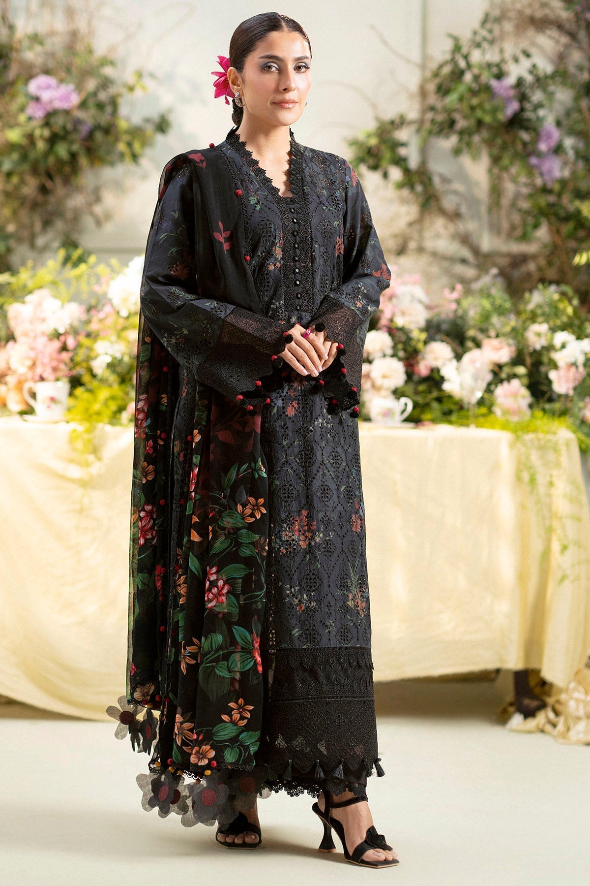 Motifz | Premium Lawn 25 | 5433-JASMINE - by - Libasekhas UK - Registered Vendor of : Motifz - 100% Original Designer Dresss