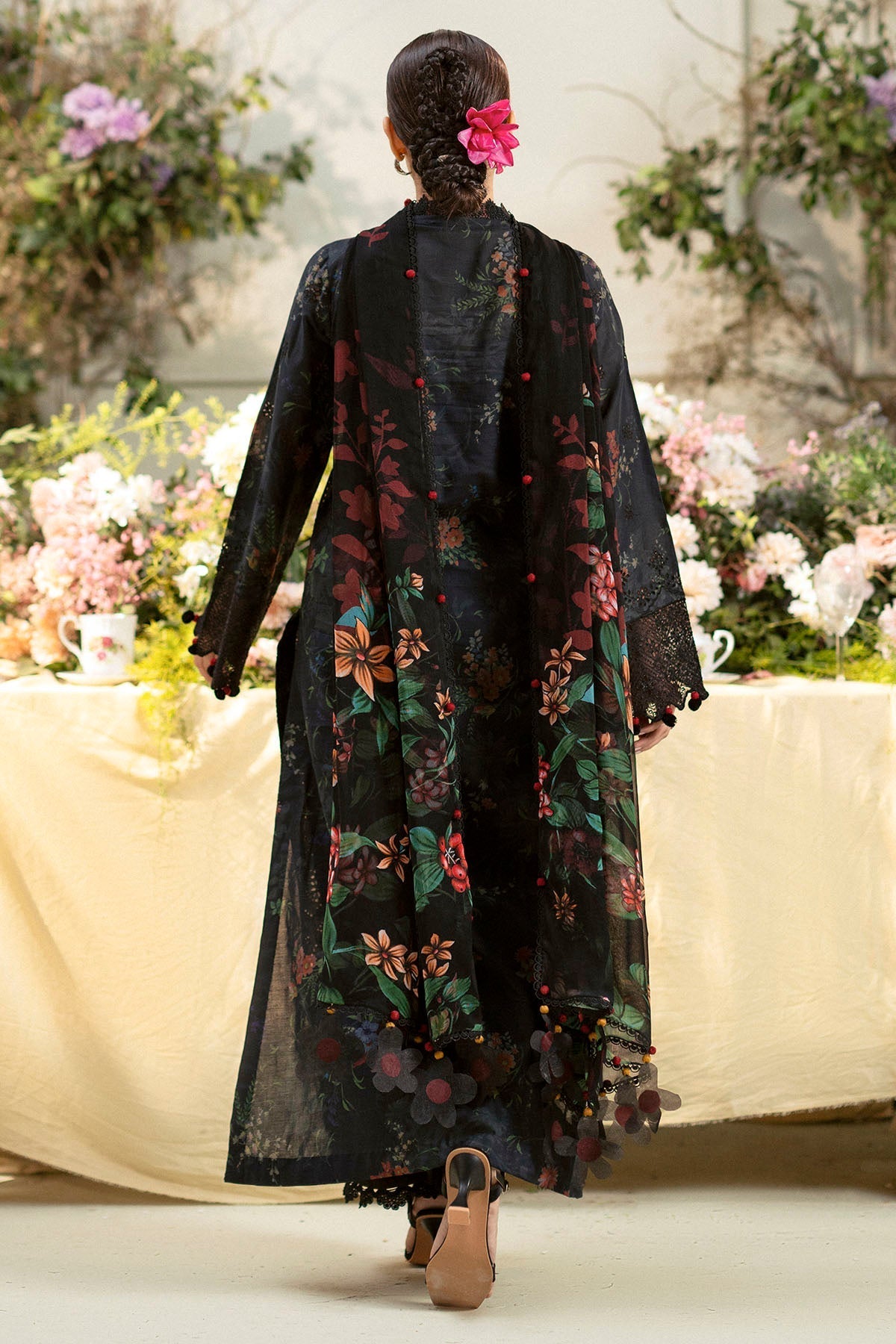 Motifz | Premium Lawn 25 | 5433-JASMINE - by - Libasekhas UK - Registered Vendor of : Motifz - 100% Original Designer Dresss