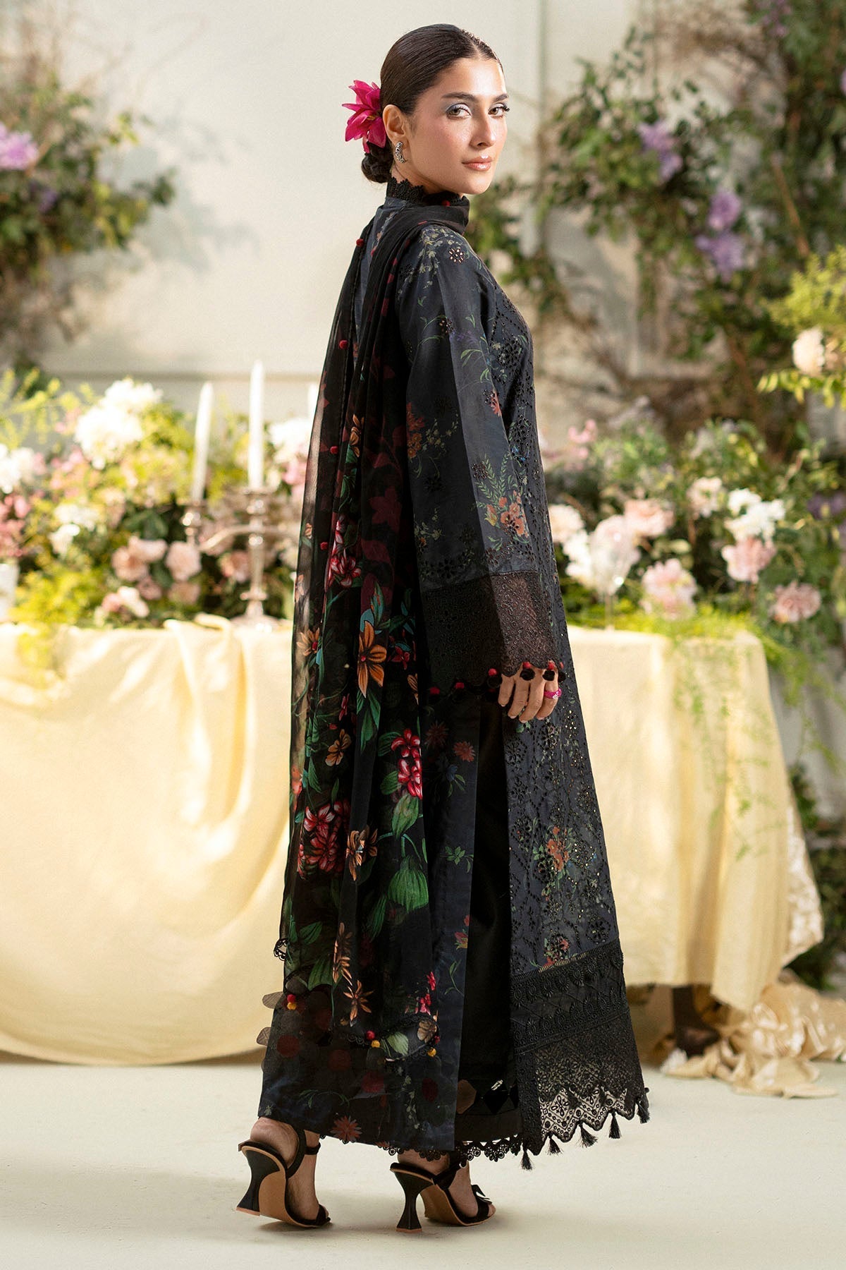 Motifz | Premium Lawn 25 | 5433-JASMINE - by - Libasekhas UK - Registered Vendor of : Motifz - 100% Original Designer Dresss