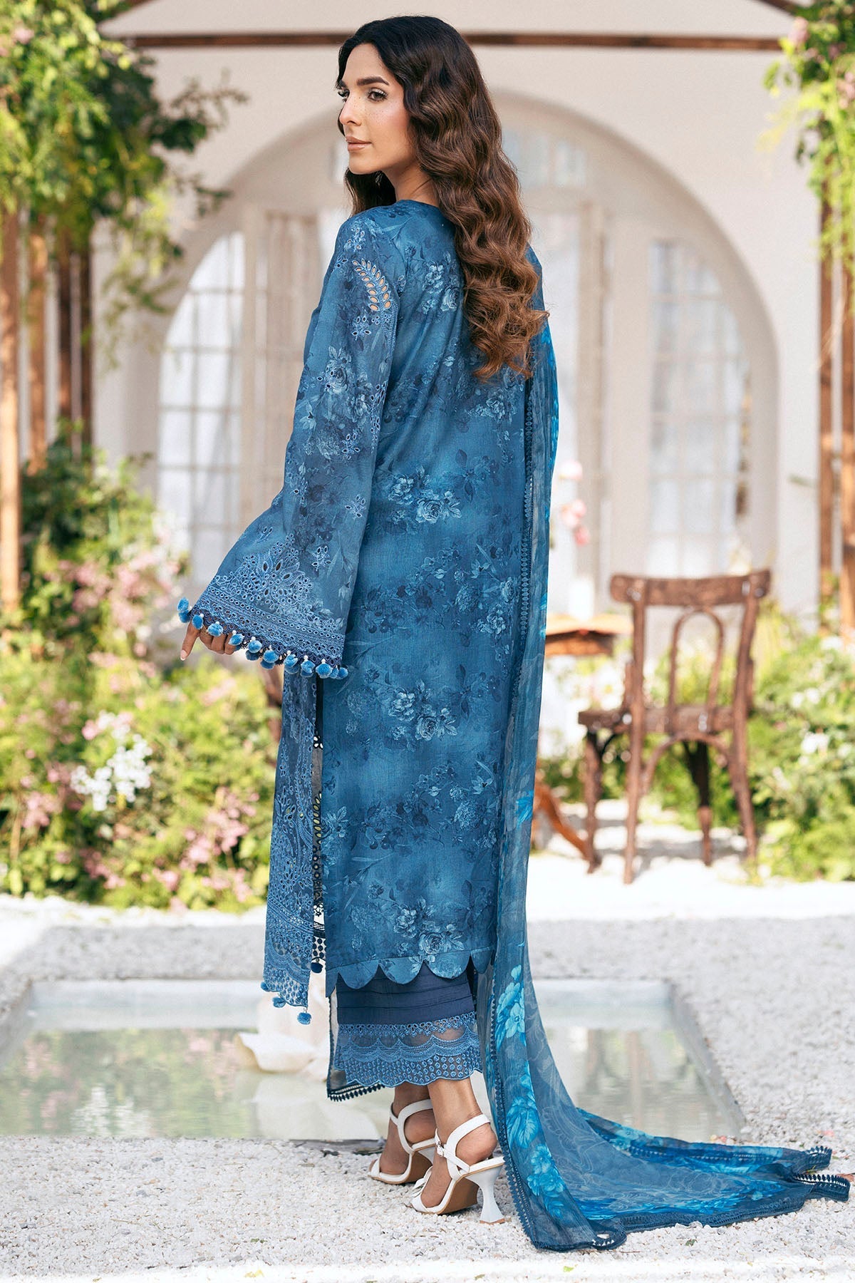 Motifz | Premium Lawn 25 | 5434-LILLY - by - Libasekhas UK - Registered Vendor of : Motifz - 100% Original Designer Dresss