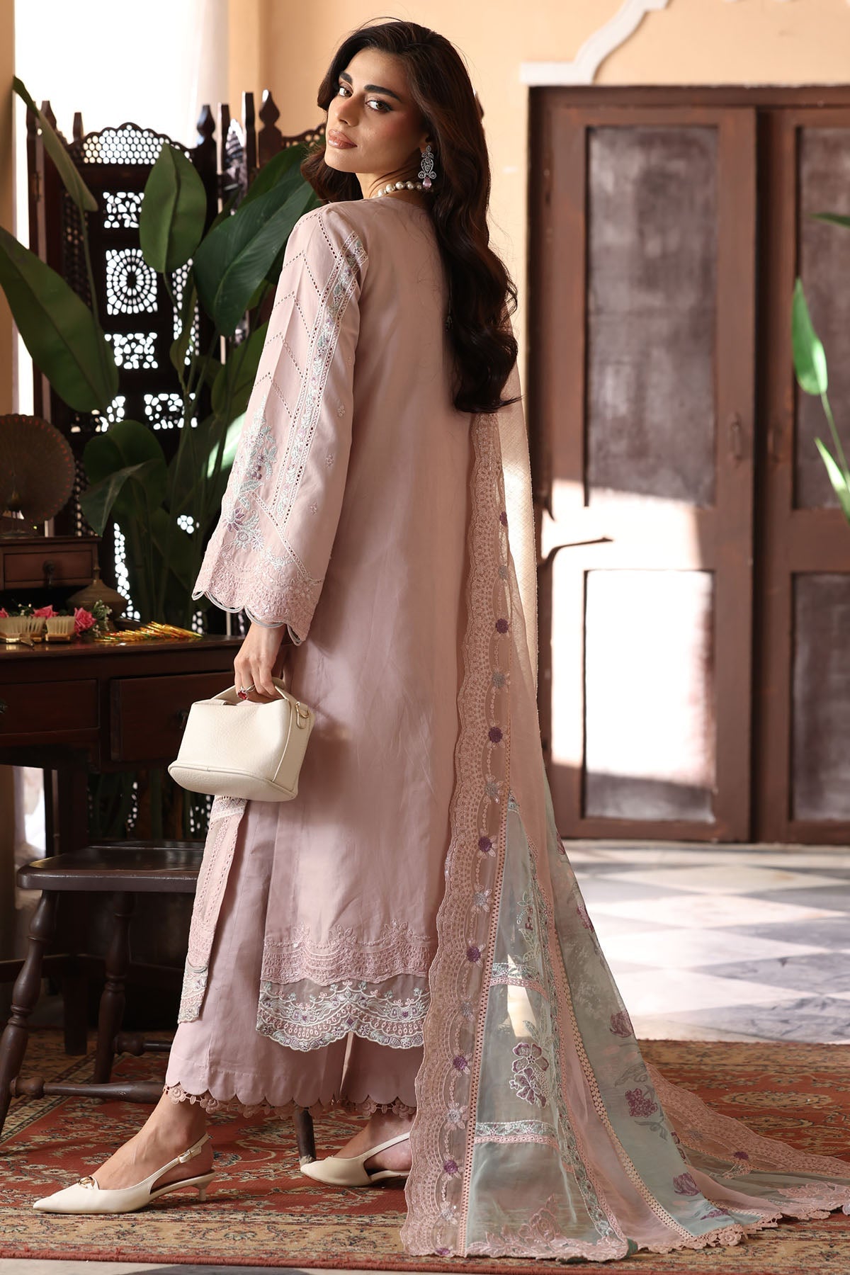 Motifz | Premium Lawn 26 | 5916-CLEO - by Libasekhas UK - Registered Vendor of : Motifz - 100% Original Designer Dress