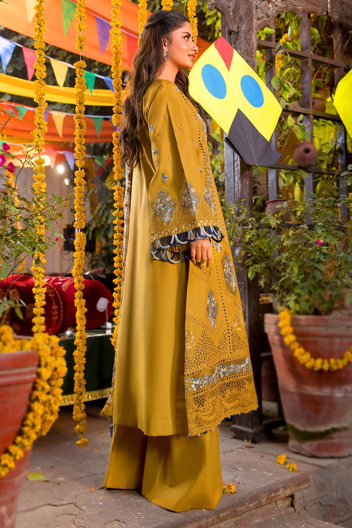 Motifz | Premium Lawn 26 | 5937-ARABELLA - by Libasekhas UK - Registered Vendor of : Motifz - 100% Original Designer Dress