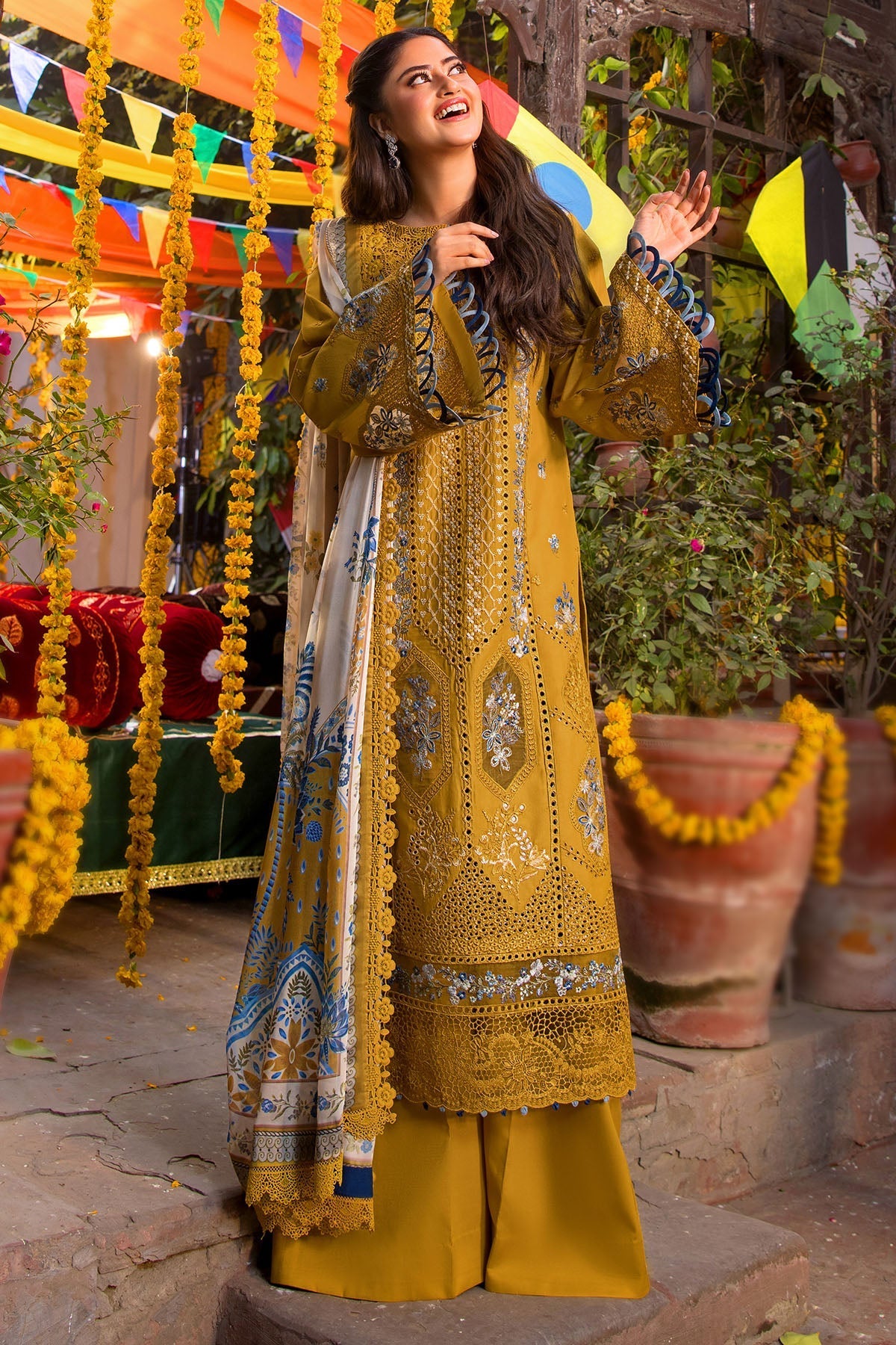 Motifz | Premium Lawn 26 | 5937-ARABELLA - by Libasekhas UK - Registered Vendor of : Motifz - 100% Original Designer Dress