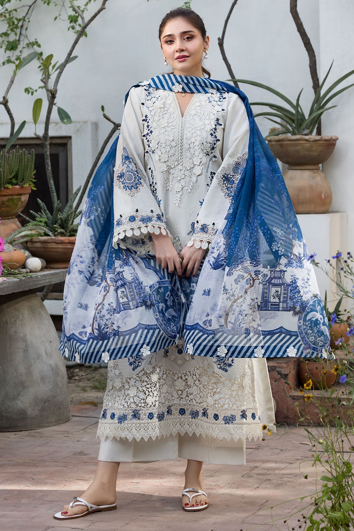 Motifz | Premium Lawn 26 | 6118-LIGRIA - by Libasekhas UK - Registered Vendor of : Motifz - 100% Original Designer Dress