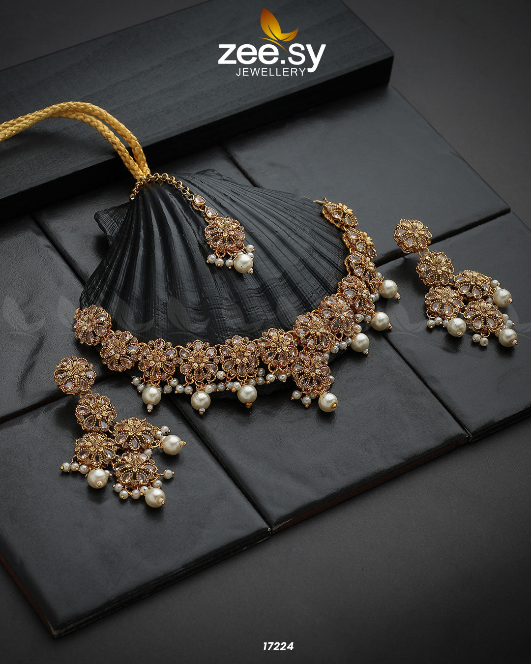 Magnolia Glimmer Necklace - by - Libasekhas UK - Registered Vendor of : Zeesy - 100% Original Designer Dresss