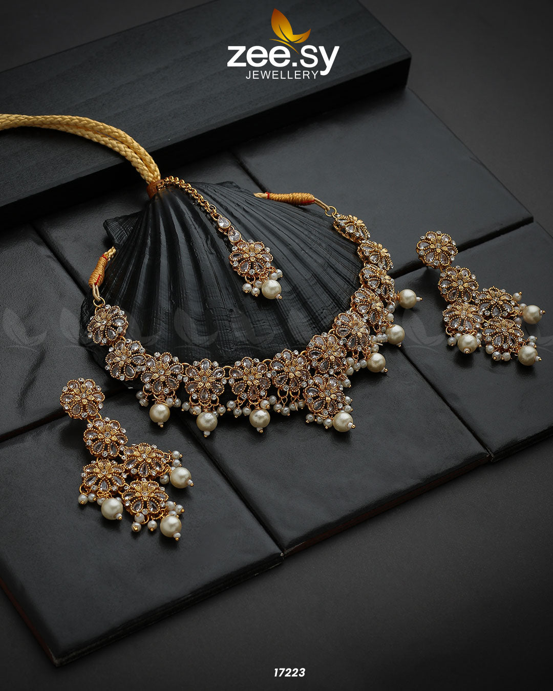 Magnolia Glimmer Necklace - by - Libasekhas UK - Registered Vendor of : Zeesy - 100% Original Designer Dresss