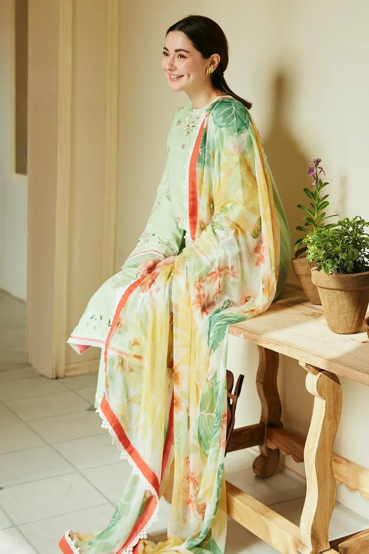 Zara Shahjahan | Coco Lawn 24 | MAHAY-4A - by - Libasekhas UK - Registered Vendor of : Zara Shahjahan - 100% Original Designer Dresss