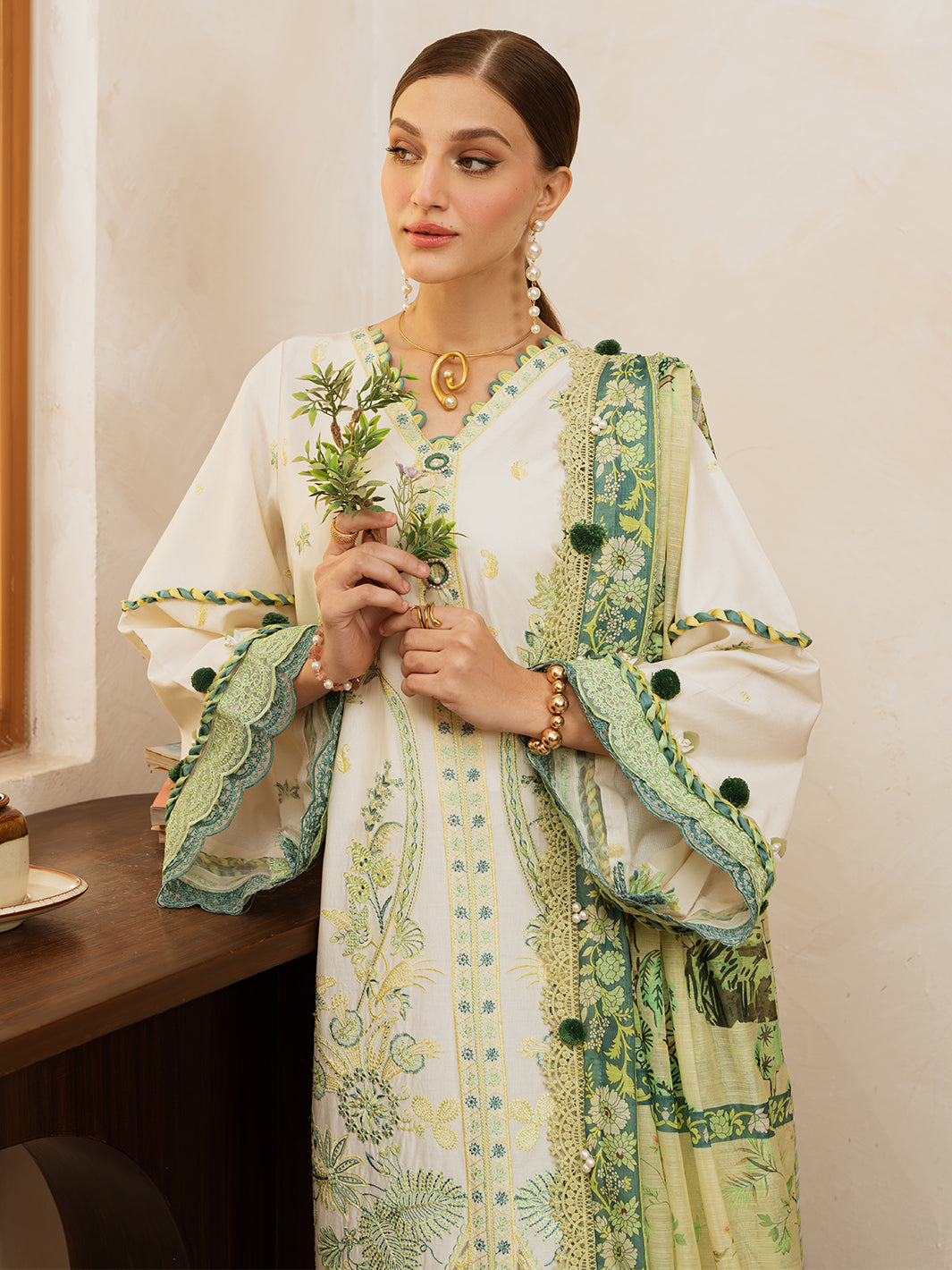 Mahnur | Florence Luxury Lawn 25 | MAHGUL - by - Libasekhas UK - Registered Vendor of : Mahnur - 100% Original Designer Dresss