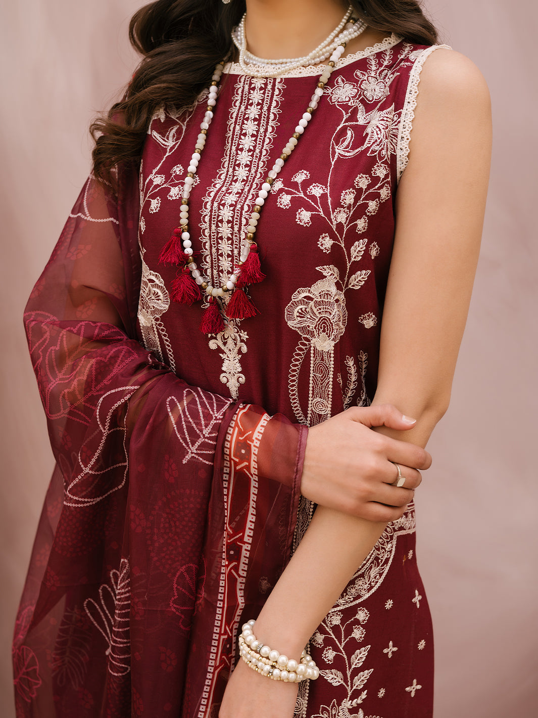 Mahnur | Masakali Luxury Lawn 24 | MK 02 - B - by - Libasekhas UK - Registered Vendor of : Mahnur - 100% Original Designer Dresss