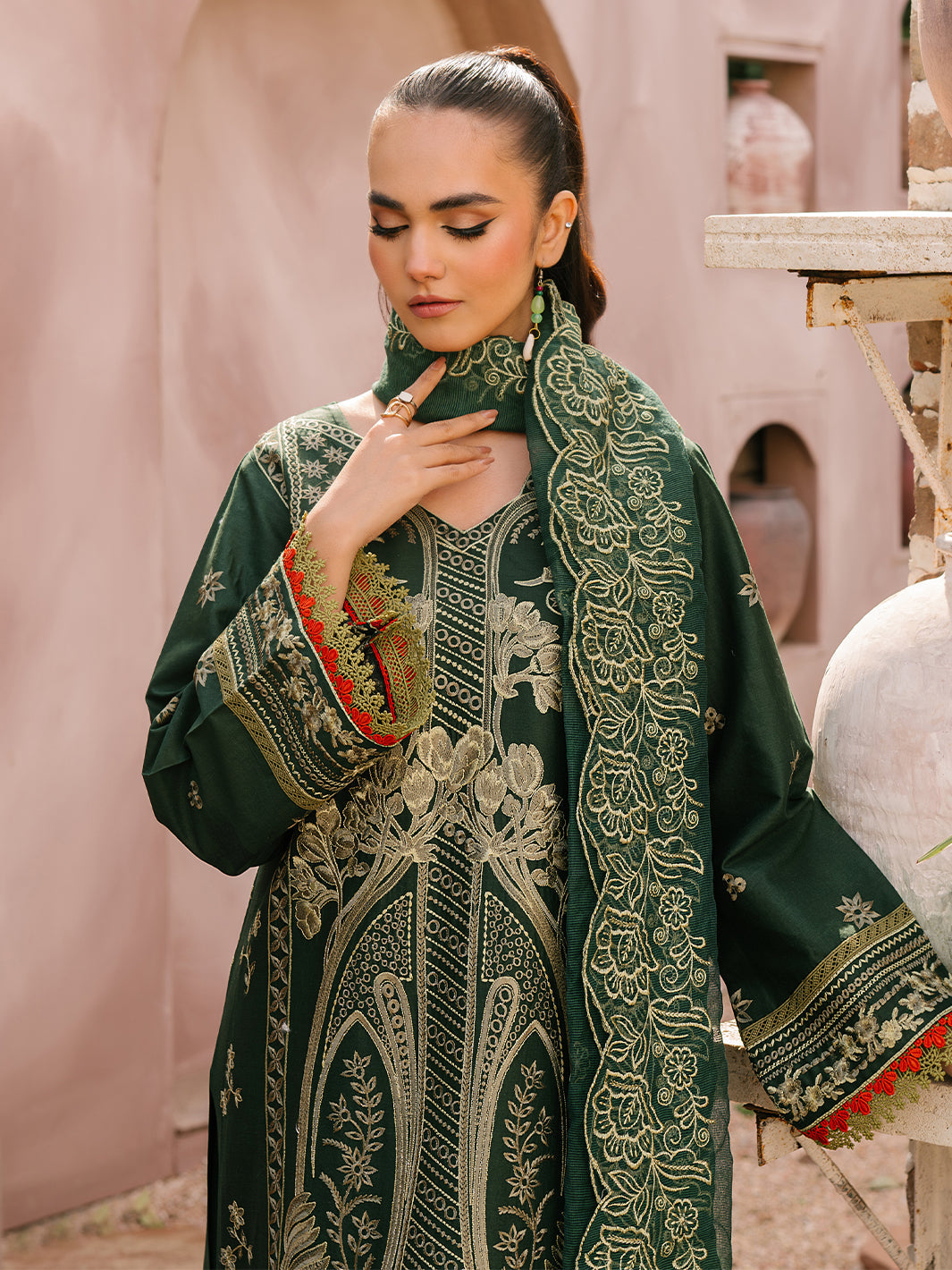 Mahnur | Masakali Luxury Lawn 24 | MK 04 - B - by - Libasekhas UK - Registered Vendor of : Mahnur - 100% Original Designer Dresss