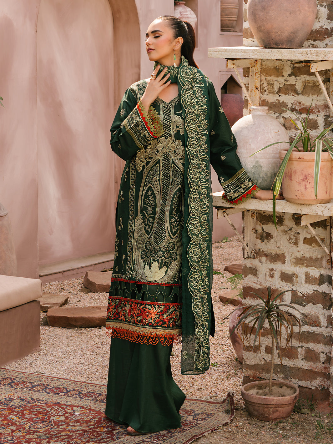 Mahnur | Masakali Luxury Lawn 24 | MK 04 - B - by - Libasekhas UK - Registered Vendor of : Mahnur - 100% Original Designer Dresss