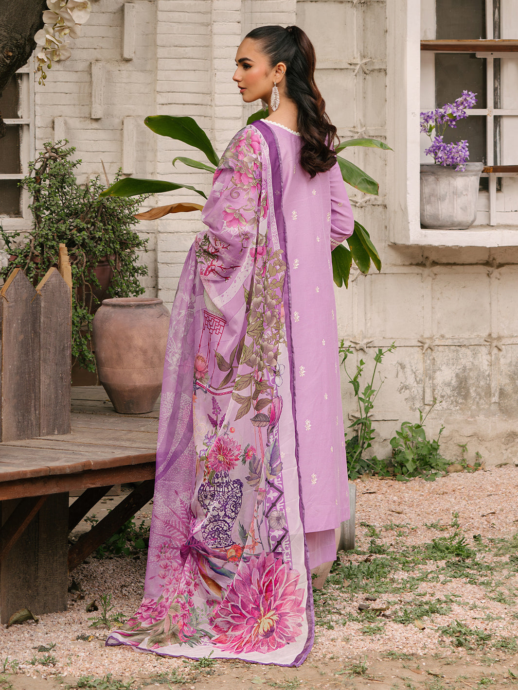 Mahnur | Masakali Luxury Lawn 24 | MK 05 - B - by - Libasekhas UK - Registered Vendor of : Mahnur - 100% Original Designer Dresss