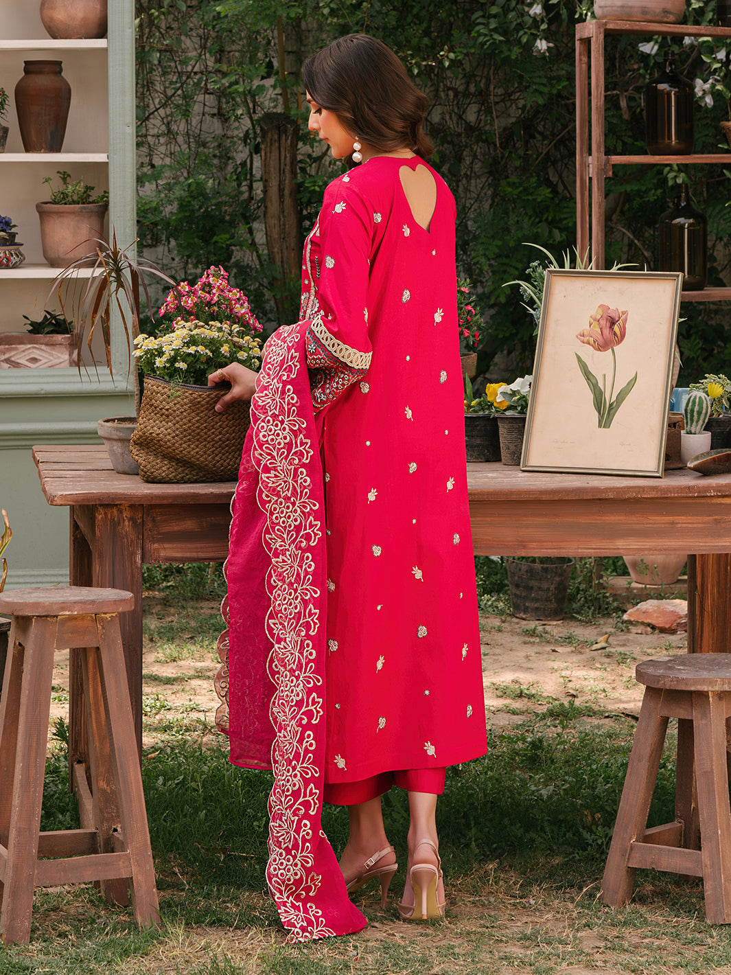 Mahnur | Masakali Luxury Lawn 24 | MK 06 - B - by - Libasekhas UK - Registered Vendor of : Mahnur - 100% Original Designer Dresss