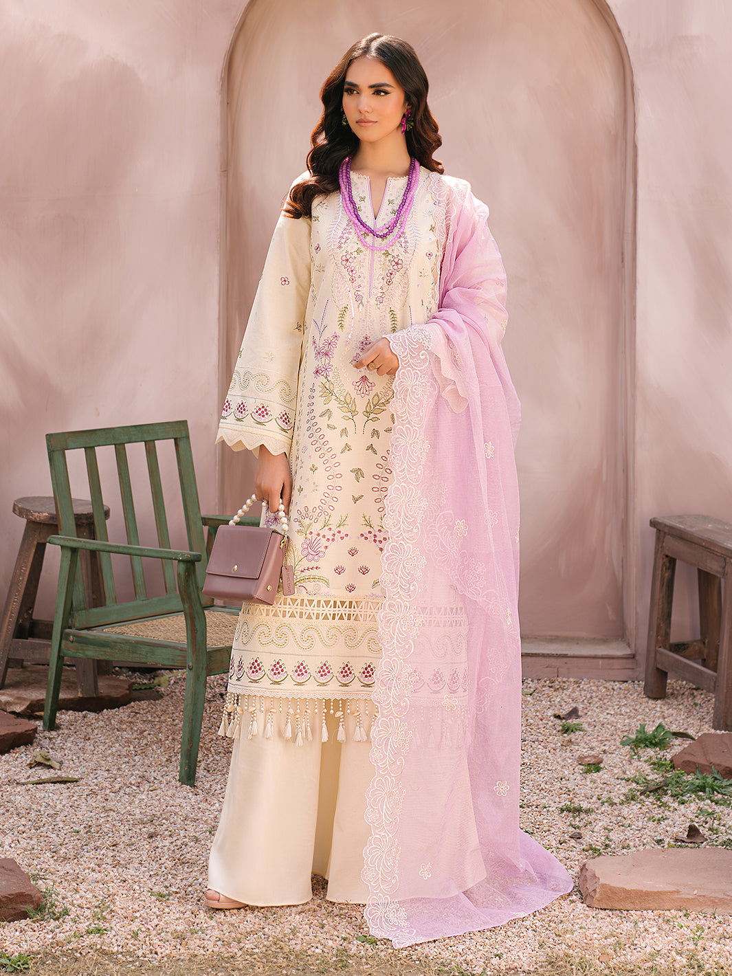 Mahnur | Masakali Luxury Lawn 24 | MK 01 - B - by - Libasekhas UK - Registered Vendor of : Mahnur - 100% Original Designer Dresss