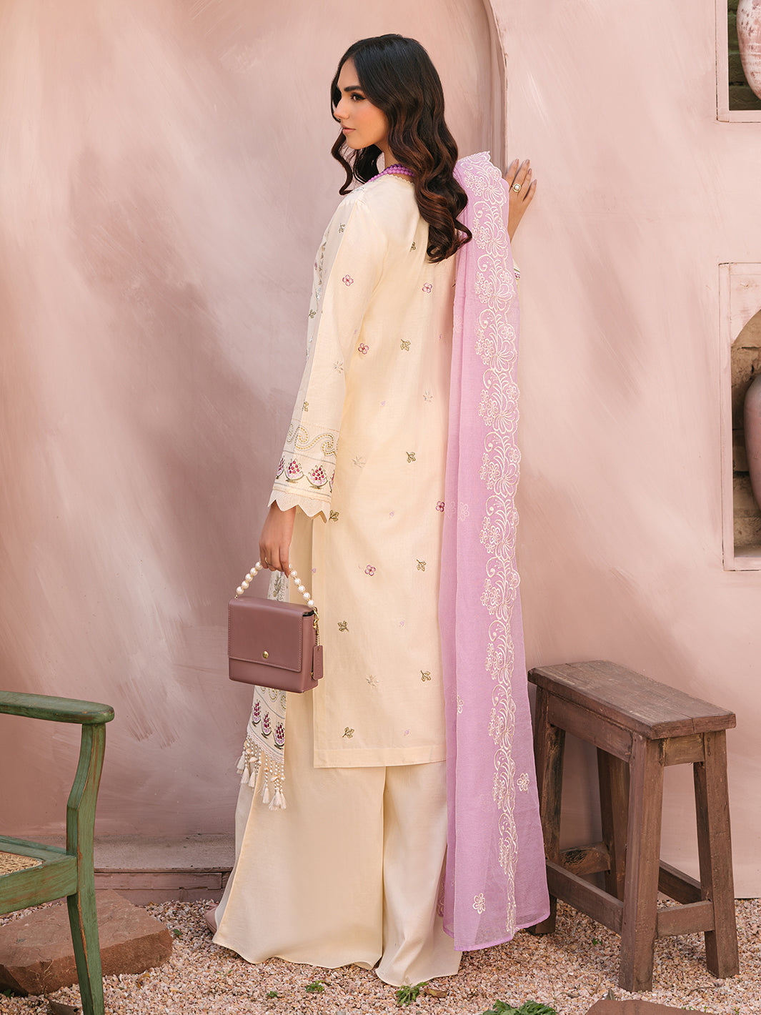 Mahnur | Masakali Luxury Lawn 24 | MK 01 - B - by - Libasekhas UK - Registered Vendor of : Mahnur - 100% Original Designer Dresss