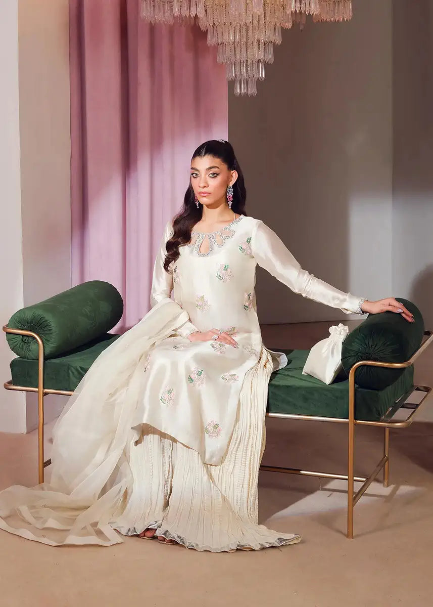 Mahum Asad | Forever and Ever Formals | Goddess - by - Libasekhas UK - Registered Vendor of : Mahum Asad - 100% Original Designer Dresss