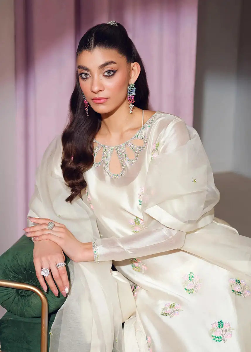 Mahum Asad | Forever and Ever Formals | Goddess - by - Libasekhas UK - Registered Vendor of : Mahum Asad - 100% Original Designer Dresss