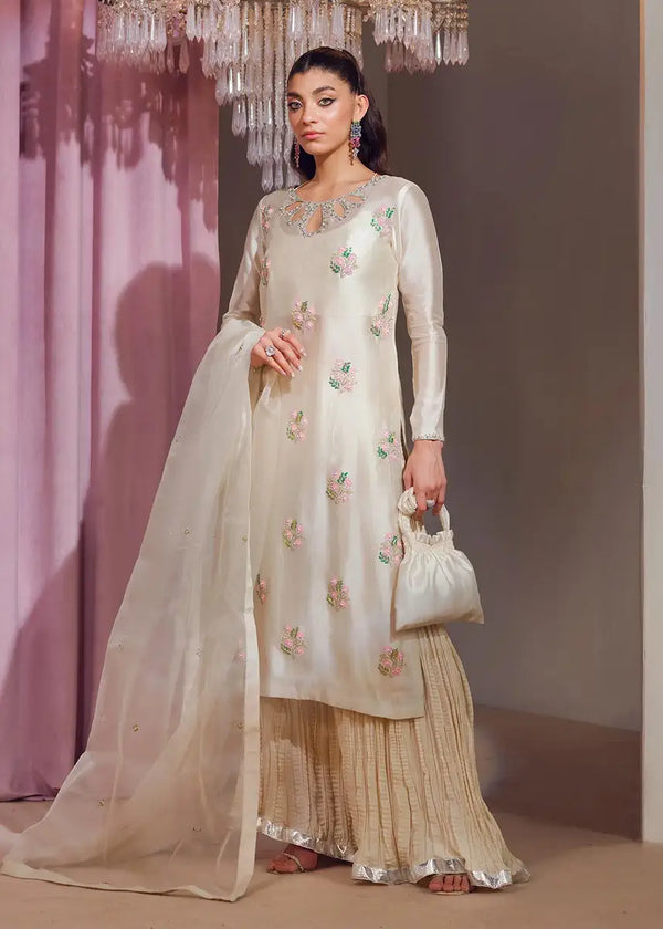 Mahum Asad | Forever and Ever Formals | Goddess - by - Libasekhas UK - Registered Vendor of : Mahum Asad - 100% Original Designer Dresss