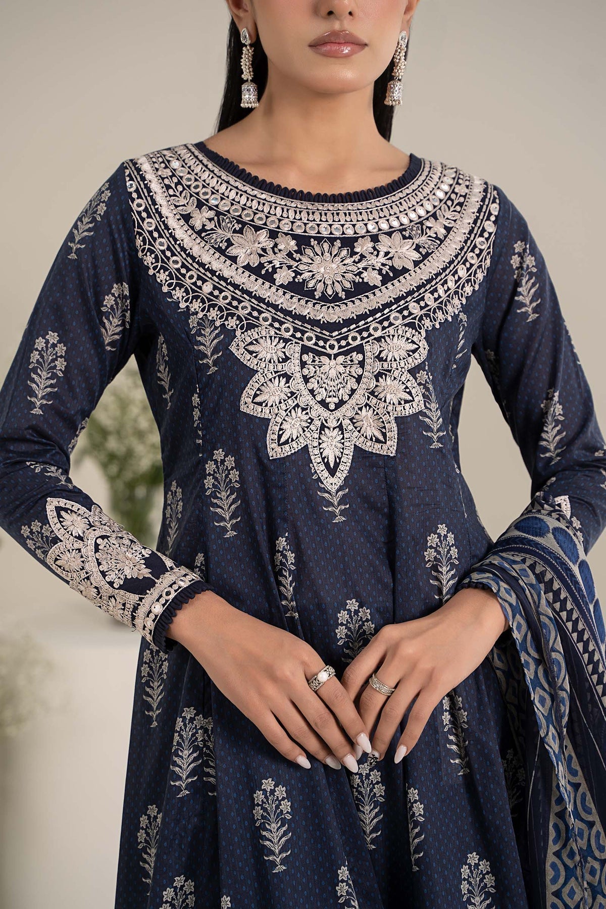 Maria B | Formal Wears | DW-EF25-22 - by - Libasekhas UK - Registered Vendor of : Maria B - 100% Original Designer Dresss