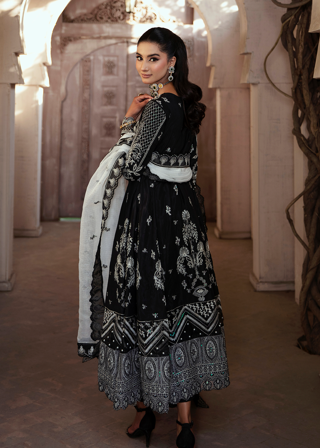 Maria Osama Khan | Rang e Noor Eid Edit | Neel Kamal-Black - by - Libasekhas UK - Registered Vendor of : Maria Osama Khan - 100% Original Designer Dresss