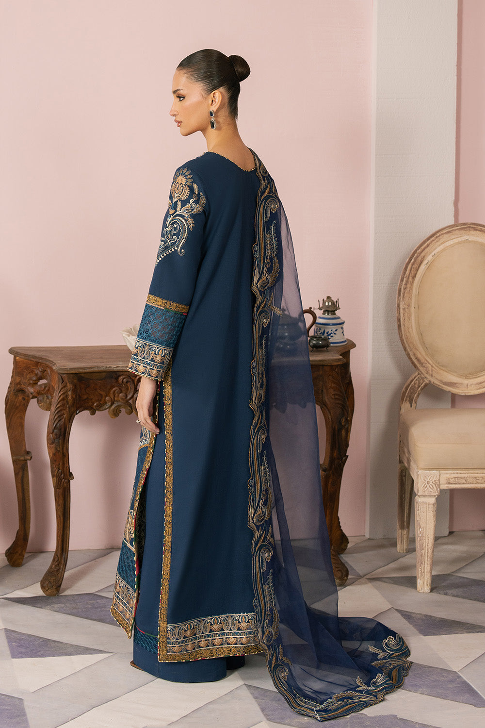 Maryum N Maria | Eid Luxury Lawn 25 | ARA - MS50160 - by - Libasekhas UK - Registered Vendor of : Maryum N Maria - 100% Original Designer Dresss