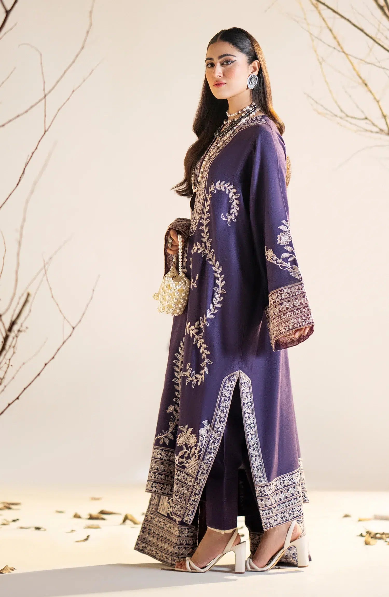 Maryum N Maria | Shehr Bano Winter 23 | - by - Libasekhas UK - Registered Vendor of : Maryum N Maria - 100% Original Designer Dresss