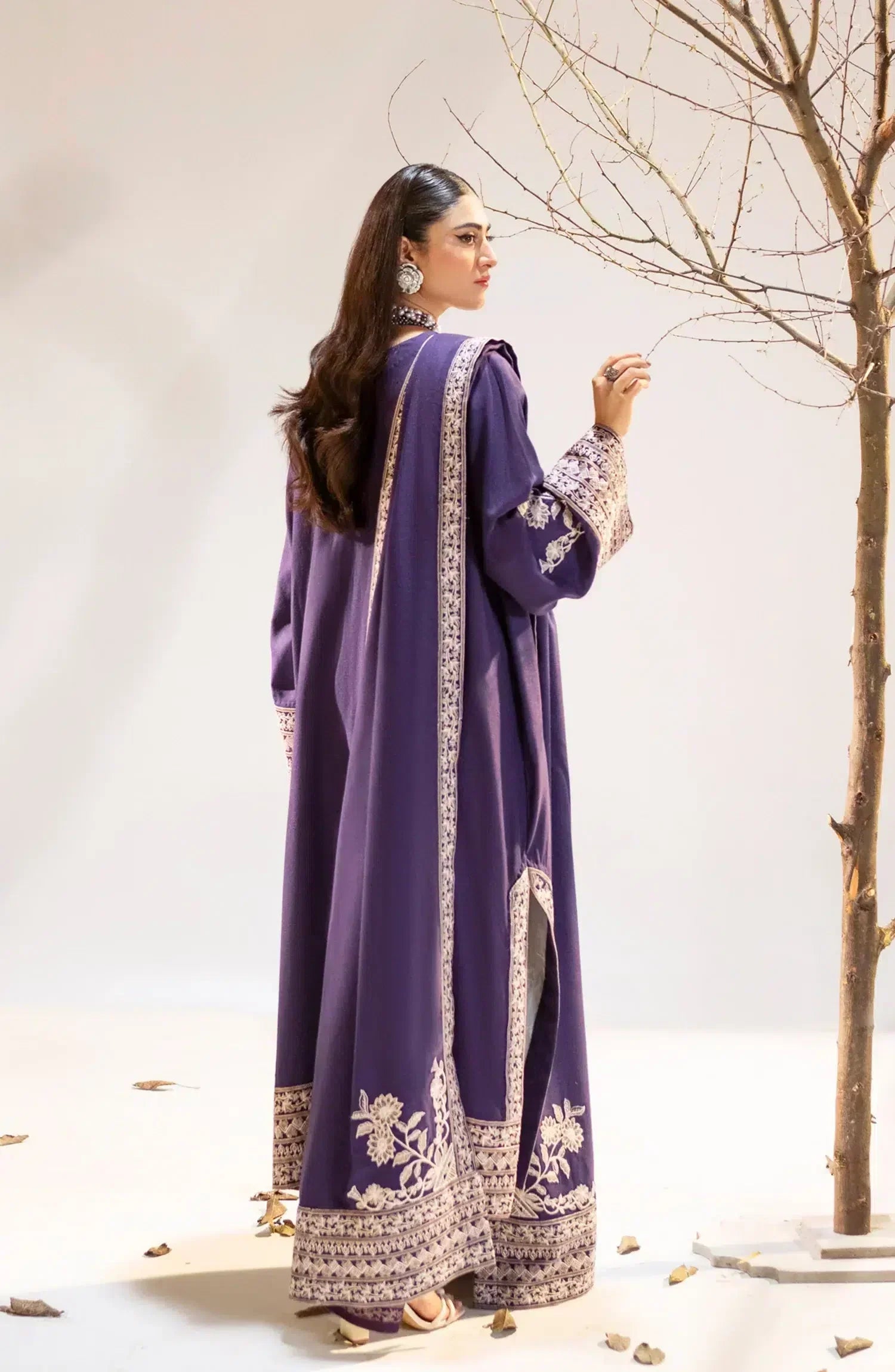 Maryum N Maria | Shehr Bano Winter 23 | - by - Libasekhas UK - Registered Vendor of : Maryum N Maria - 100% Original Designer Dresss
