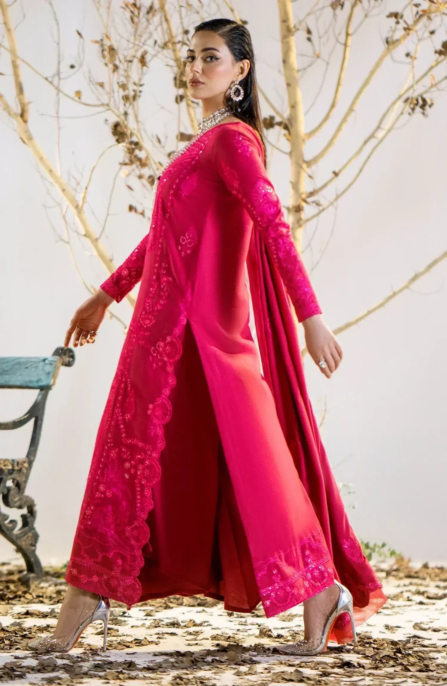 Maryum N Maria | Shehr Bano Winter 23 | HUSNA MW23554 - by - Libasekhas UK - Registered Vendor of : Maryum N Maria - 100% Original Designer Dresss