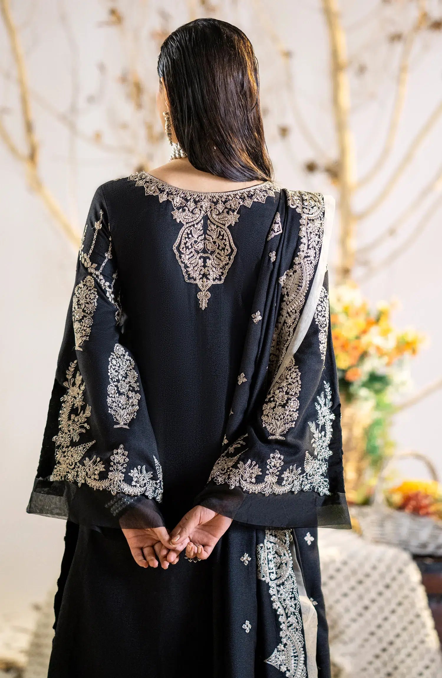 Maryum N Maria | Shehr Bano Winter 23 | KAJOL MW23561 - by - Libasekhas UK - Registered Vendor of : Maryum N Maria - 100% Original Designer Dresss