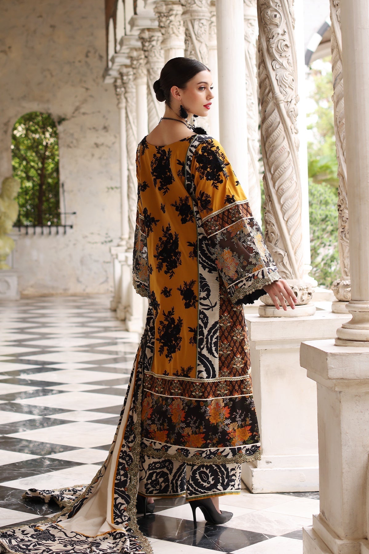 Mina Kashif | Festive Lawn | Leyla - by - Libasekhas UK - Registered Vendor of : Mina Kashif - 100% Original Designer Dresss
