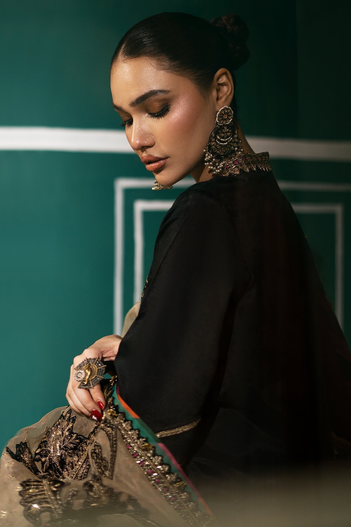 Mina Kashif | Meeral Formals 24 | Nawera - by - Libasekhas UK - Registered Vendor of : Mina Kashif - 100% Original Designer Dresss