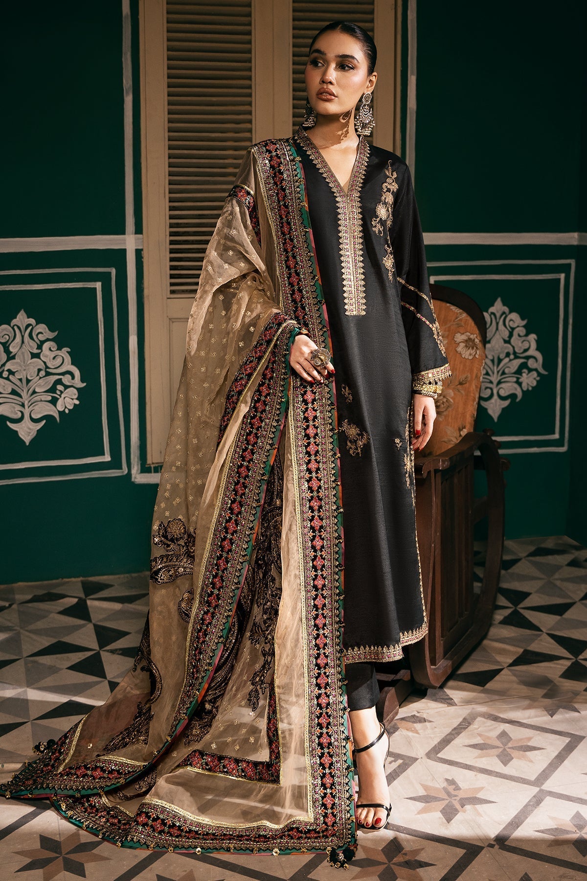 Mina Kashif | Meeral Formals 24 | Nawera - by - Libasekhas UK - Registered Vendor of : Mina Kashif - 100% Original Designer Dresss