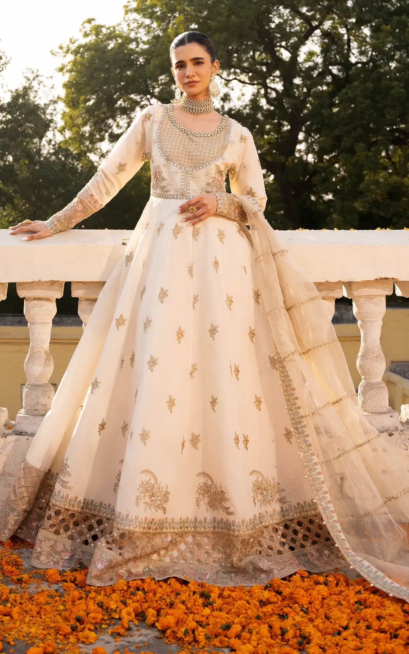 Asifa and Nabeel | Sunehri Eid 25 | Motia-(SEF25-08) - by - Libasekhas UK - Registered Vendor of : Asifa and Nabeel - 100% Original Designer Dresss