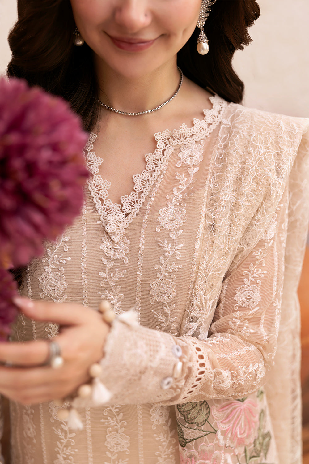 Saira Rizwan | Luxury Lawn 25 | MADONNA-SRL25-08 - by - Libasekhas UK - Registered Vendor of : Saira Rizwan - 100% Original Designer Dresss