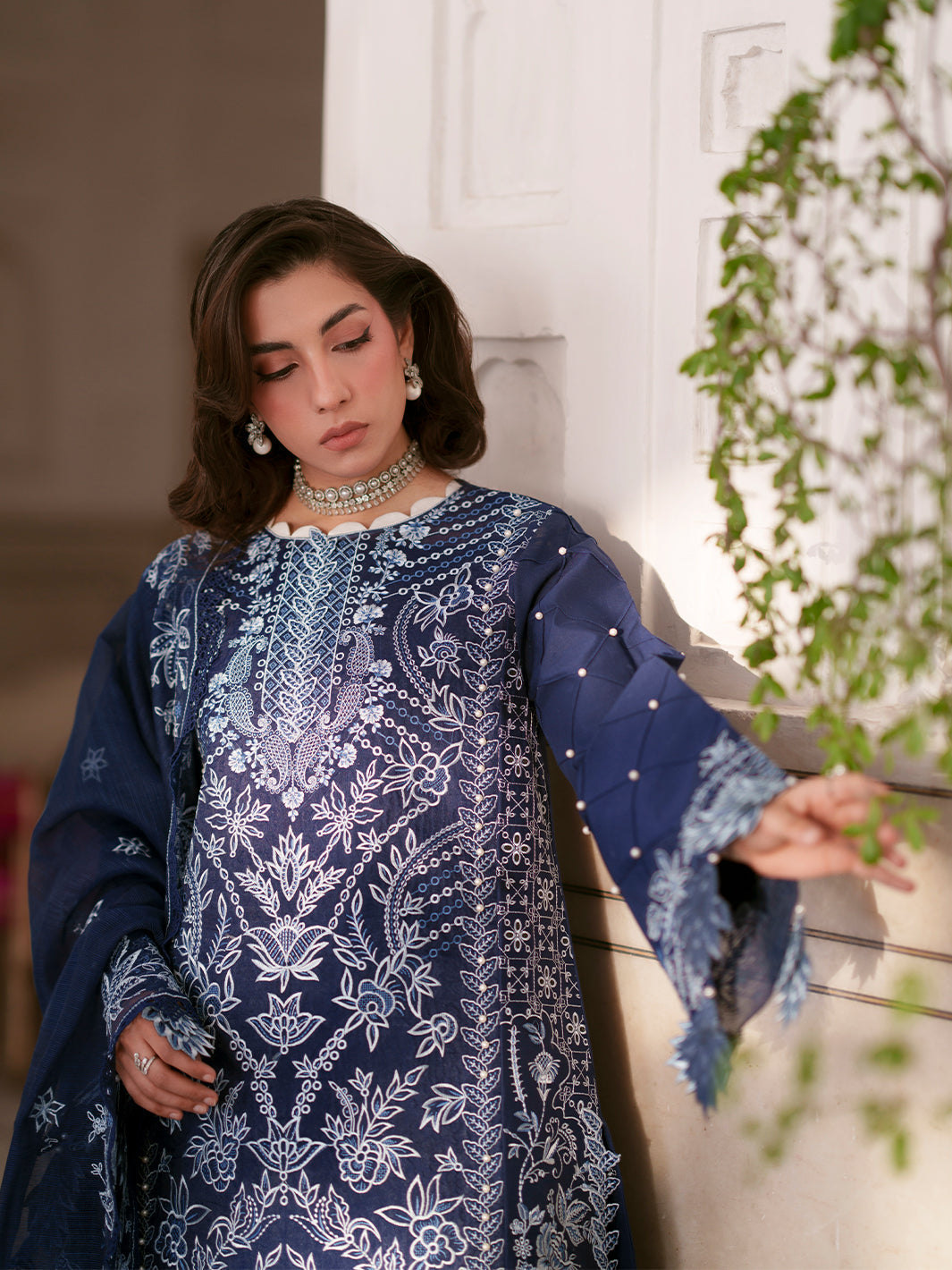 Mahnur | Nilofer Luxury Lawn 26 | NL-04 - by Libasekhas UK - Registered Vendor of : Mahnur - 100% Original Designer Dress