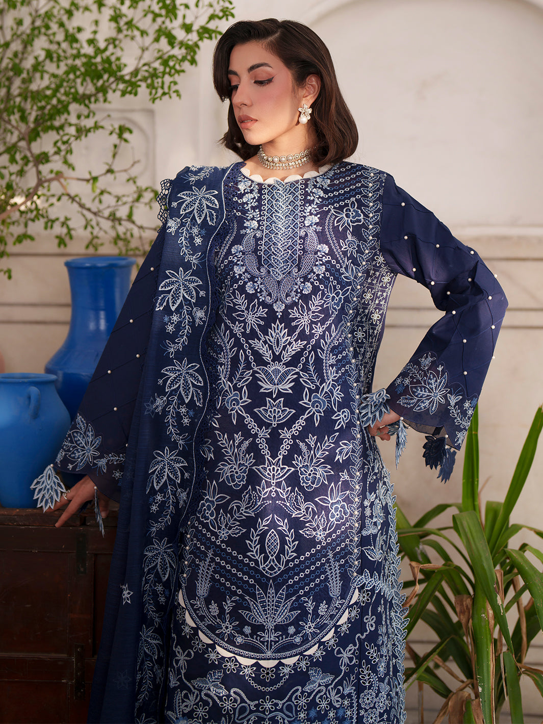 Mahnur | Nilofer Luxury Lawn 26 | NL-04 - by Libasekhas UK - Registered Vendor of : Mahnur - 100% Original Designer Dress