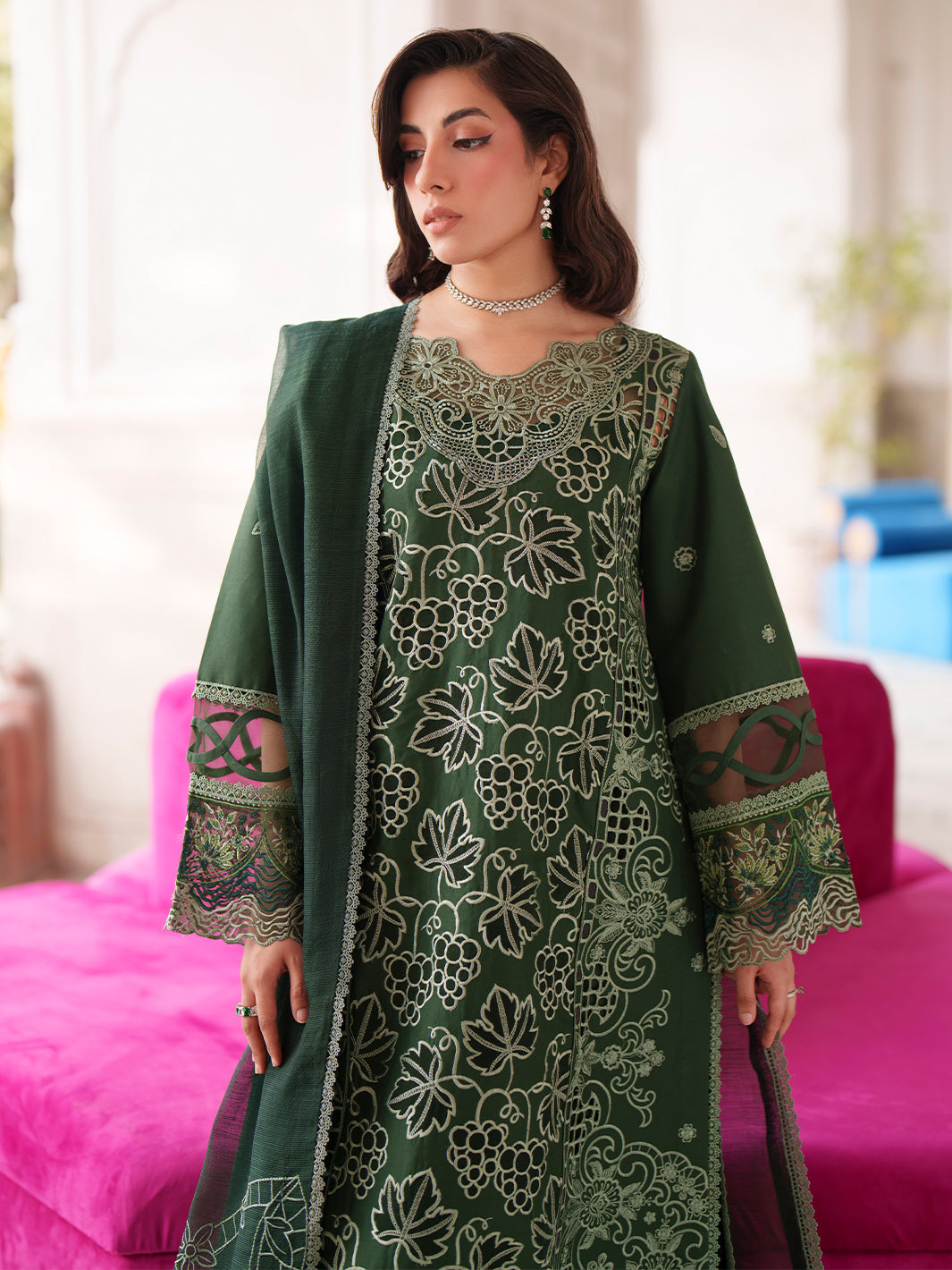 Mahnur | Nilofer Luxury Lawn 26 | NL-09 - by Libasekhas UK - Registered Vendor of : Mahnur - 100% Original Designer Dress