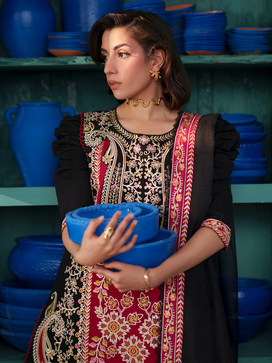 Mahnur | Nilofer Luxury Lawn 26 | NL-12 - by Libasekhas UK - Registered Vendor of : Mahnur - 100% Original Designer Dress