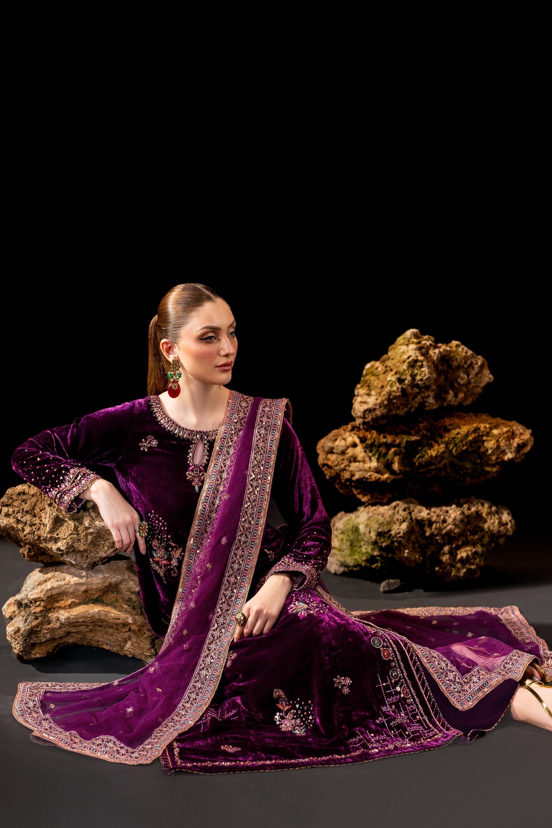 Naqshi | Makhmal 24 |  Rubayi - by - Libasekhas UK - Registered Vendor of : Naqshi - 100% Original Designer Dresss