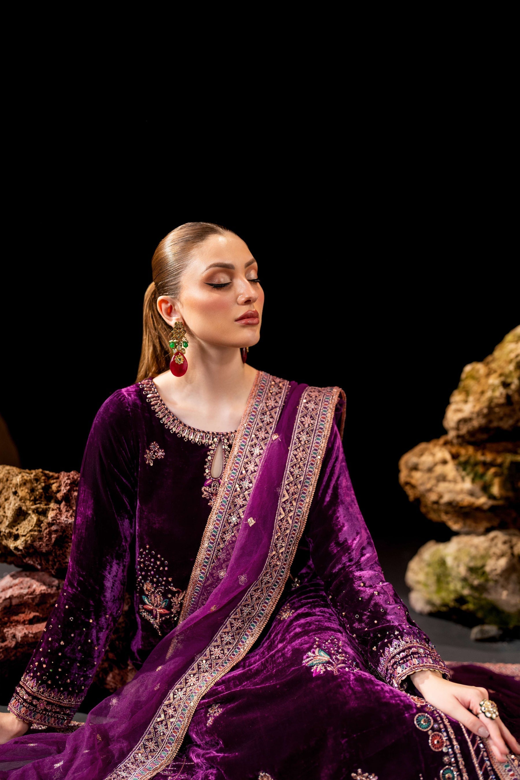 Naqshi | Makhmal 24 |  Rubayi - by - Libasekhas UK - Registered Vendor of : Naqshi - 100% Original Designer Dresss