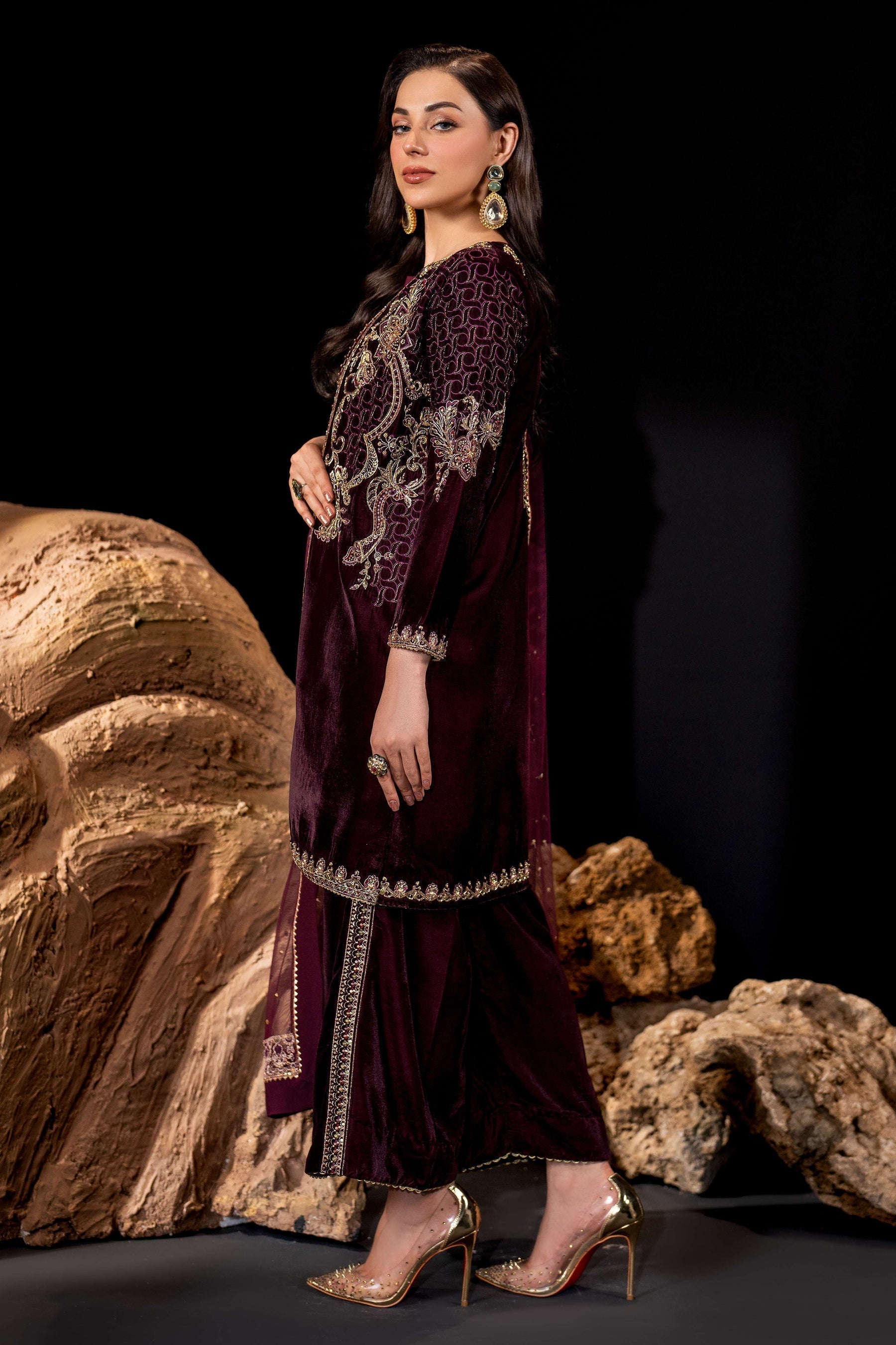 Naqshi | Makhmal 24 | Qandeel - by - Libasekhas UK - Registered Vendor of : Naqshi - 100% Original Designer Dresss
