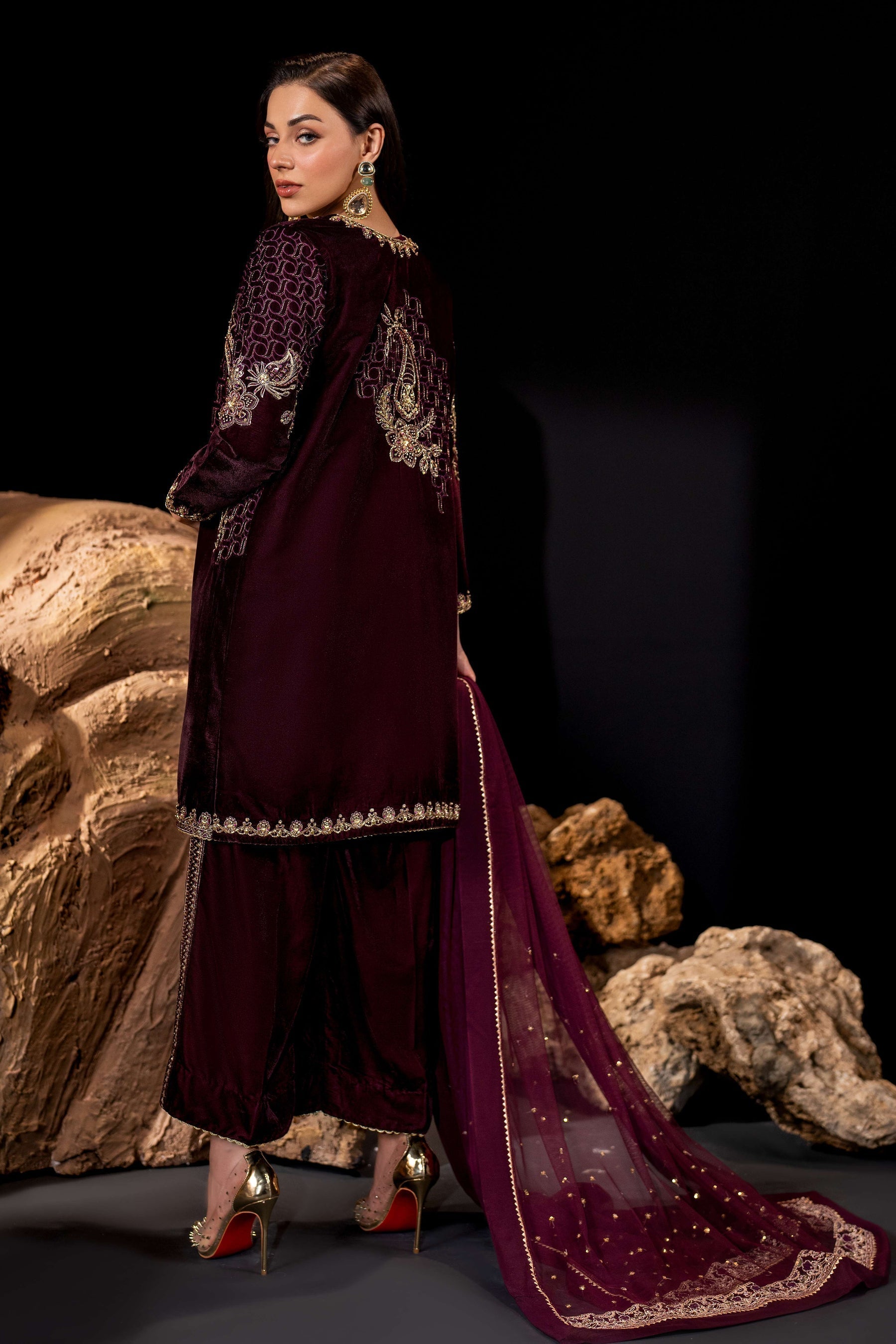 Naqshi | Makhmal 24 | Qandeel - by - Libasekhas UK - Registered Vendor of : Naqshi - 100% Original Designer Dresss