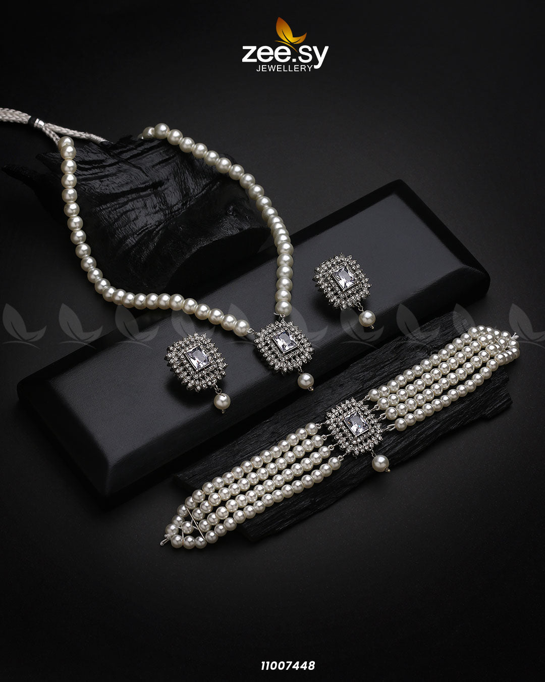 Necklace-1005 - by - Libasekhas UK - Registered Vendor of : Zeesy - 100% Original Designer Dresss