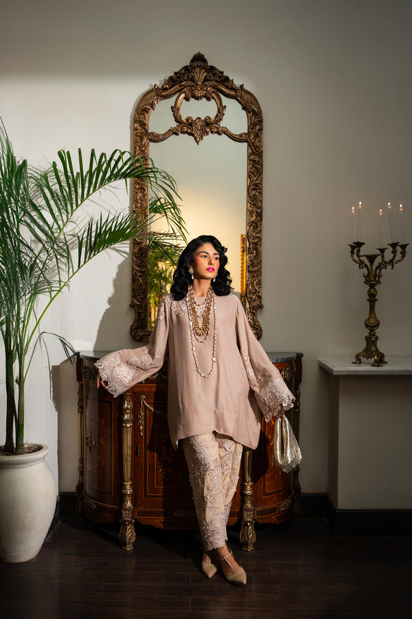 Nilofer Shahid | Aatish the Fire Within | Jahanzadi (2pc) €“ Aatish The Fire within - by - Libasekhas UK - Registered Vendor of : Nilofer Shahid - 100% Original Designer Dresss