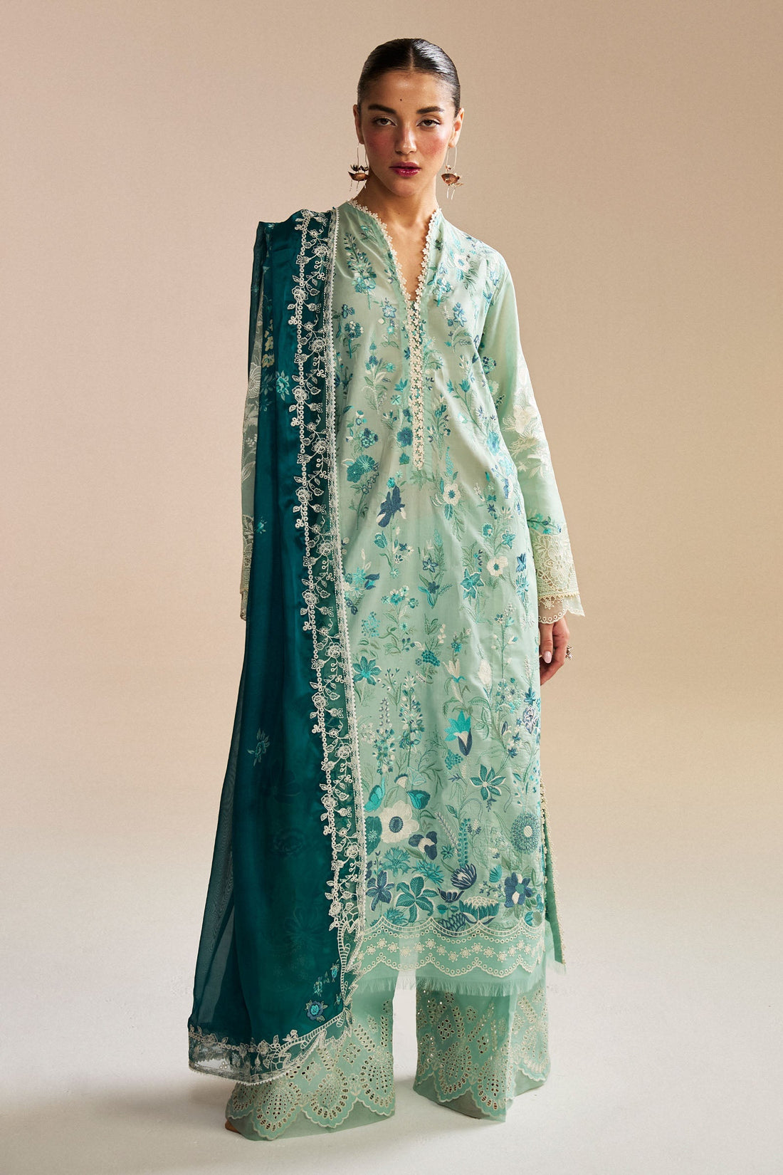 Zara Shahjahan | Satori 25 | Nozomi-2B - by - Libasekhas UK - Registered Vendor of : Zara Shahjahan - 100% Original Designer Dresss