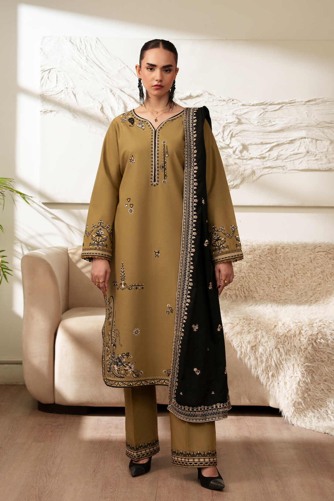 Rajbari | Exclusive Pret | Ayla - by Libasekhas UK - Registered Vendor of : Rajbari - 100% Original Designer Dress